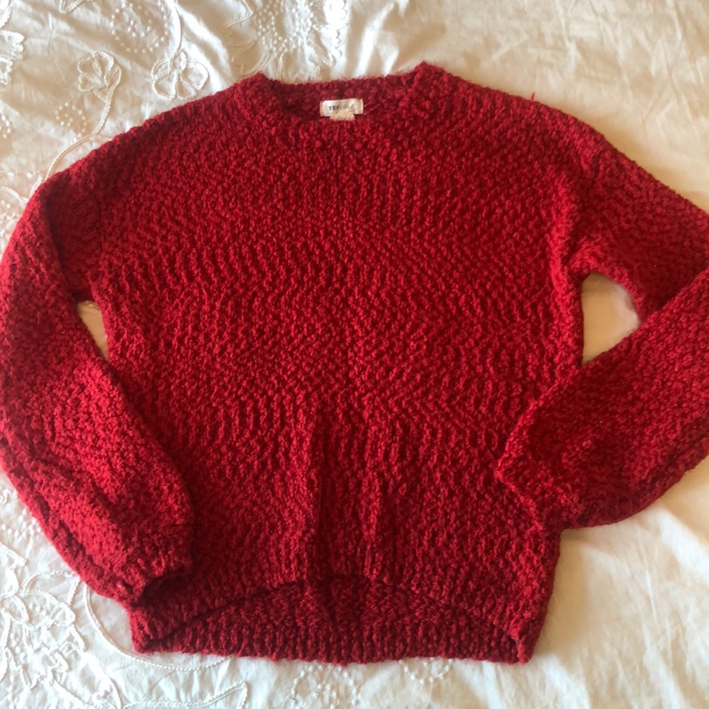 Women’s bulky red sweater